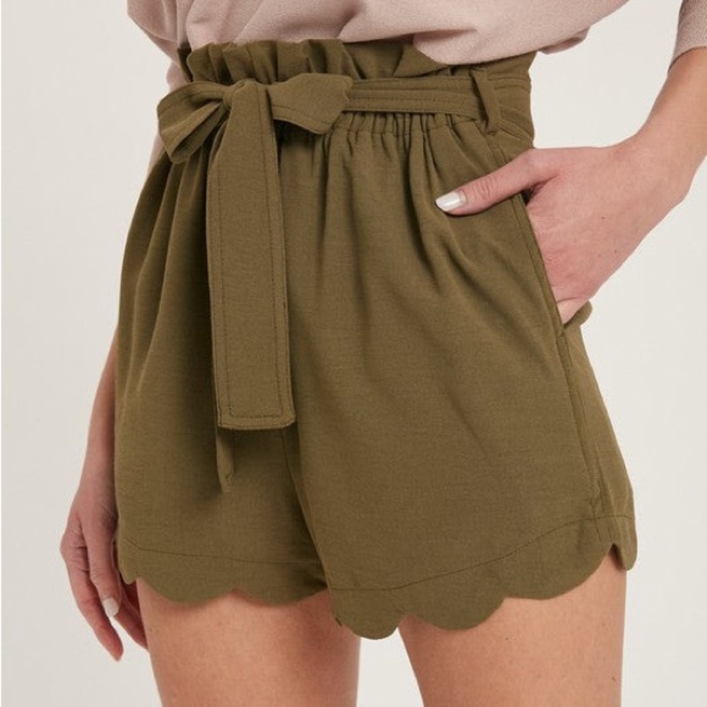 Olive Scallop Tie Waist Shorts